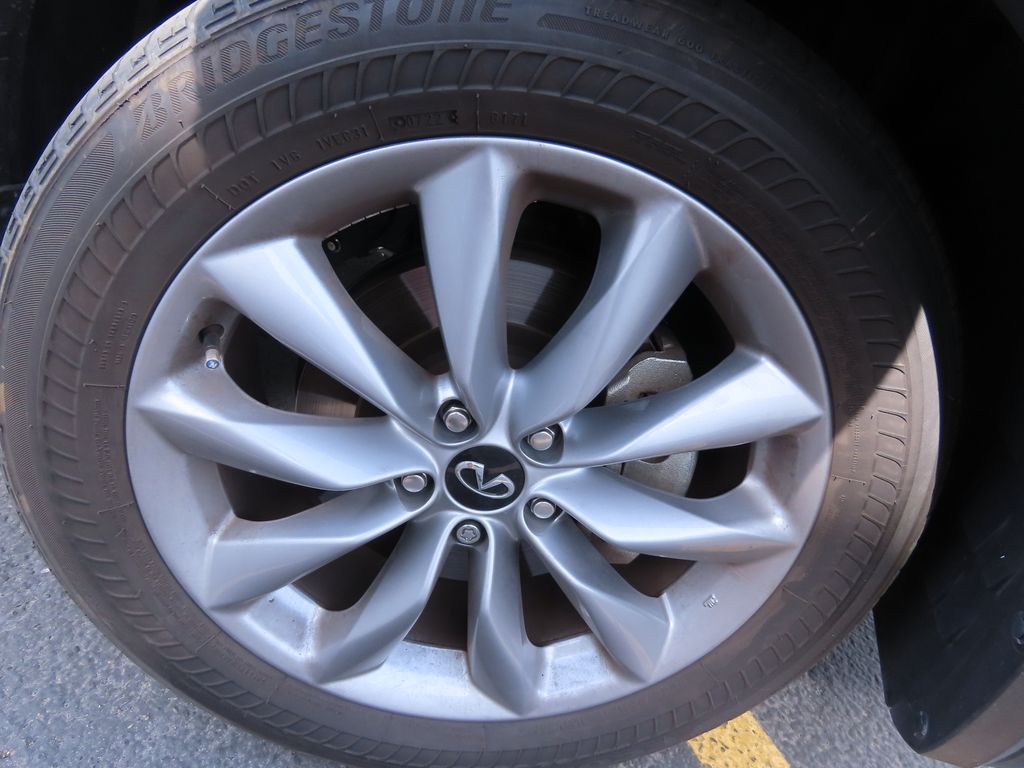 Thumbnail: 2022 INFINITI QX50 - 18