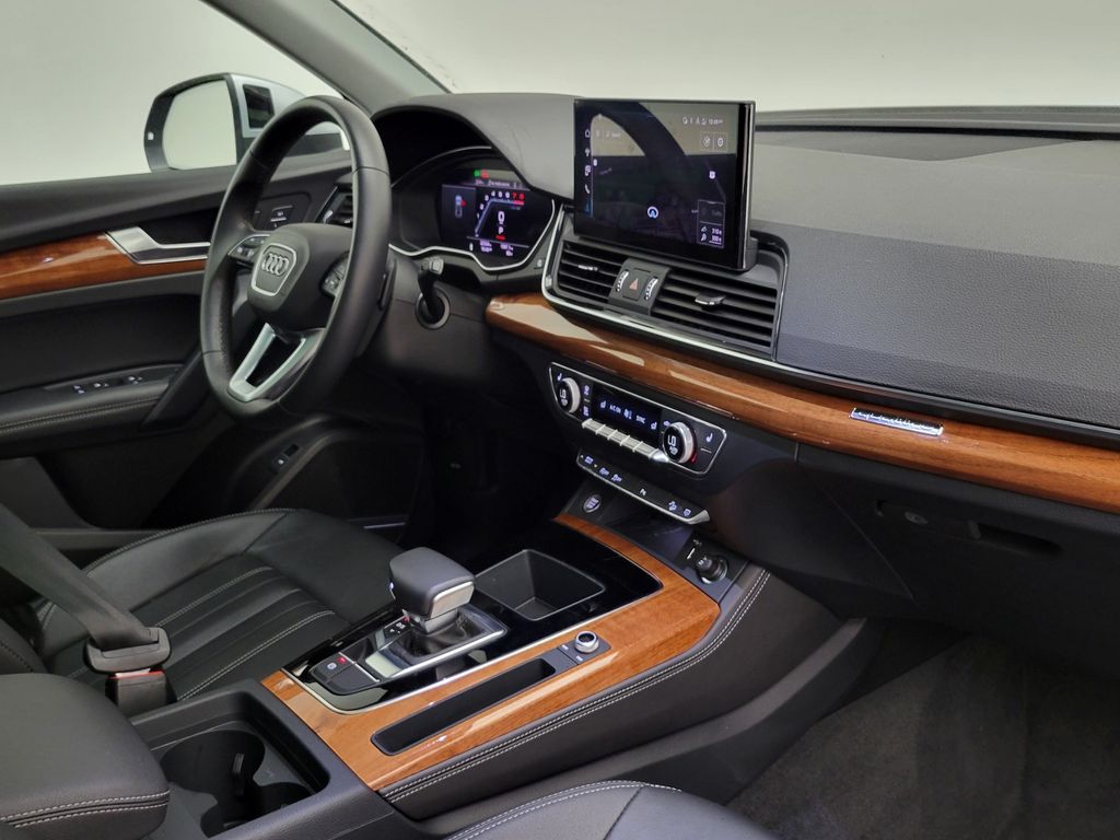 Thumbnail: 2023 Audi Q5 - 15