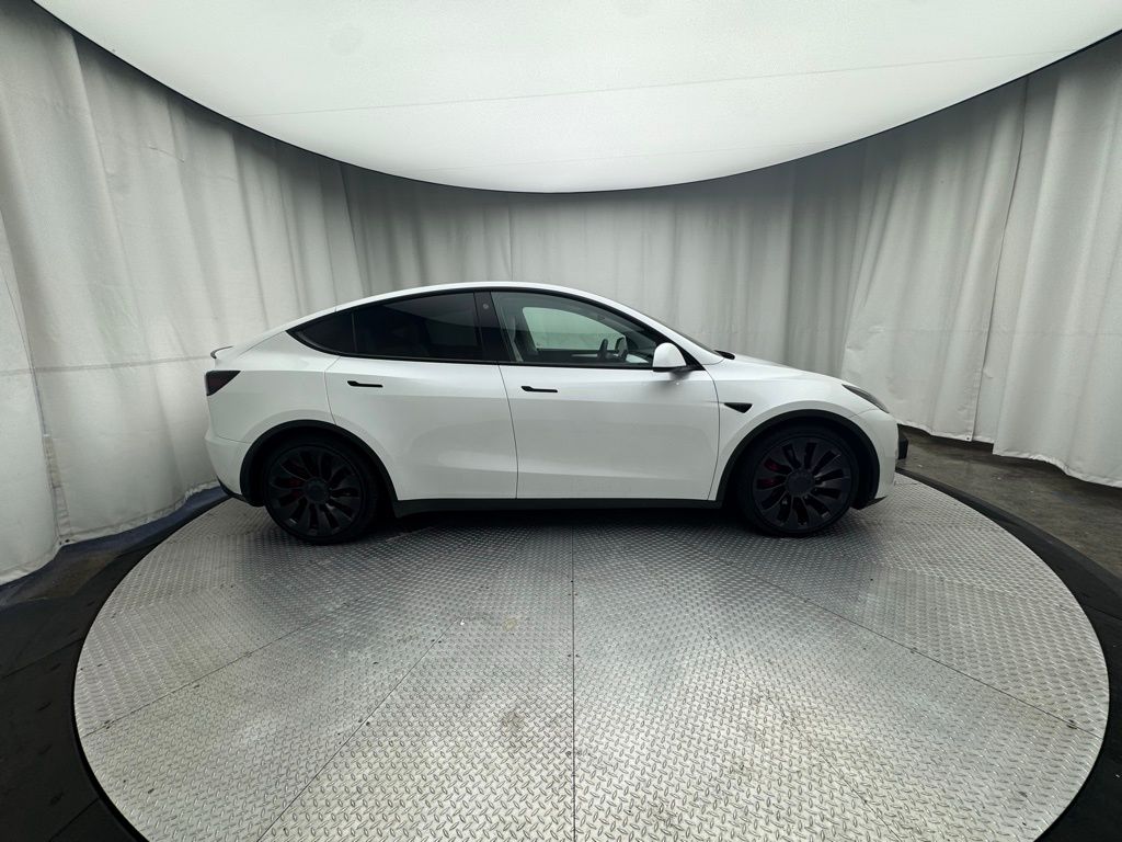 Thumbnail: 2023 Tesla Model Y - 8