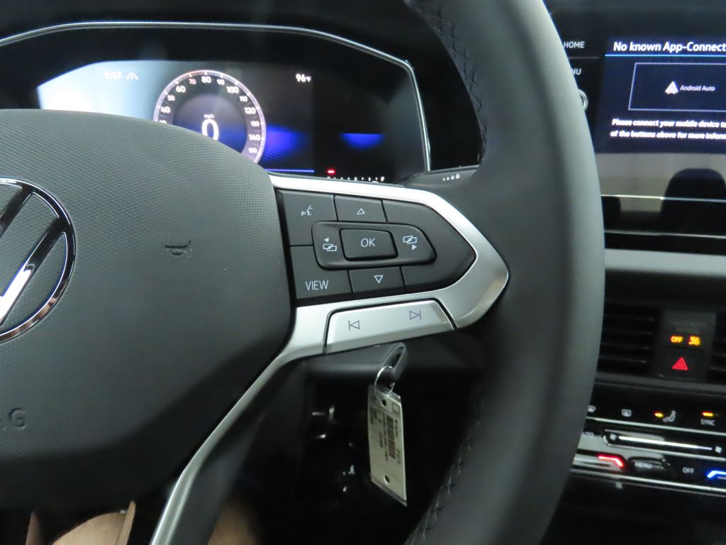 Thumbnail: 2025 Volkswagen Jetta - 12