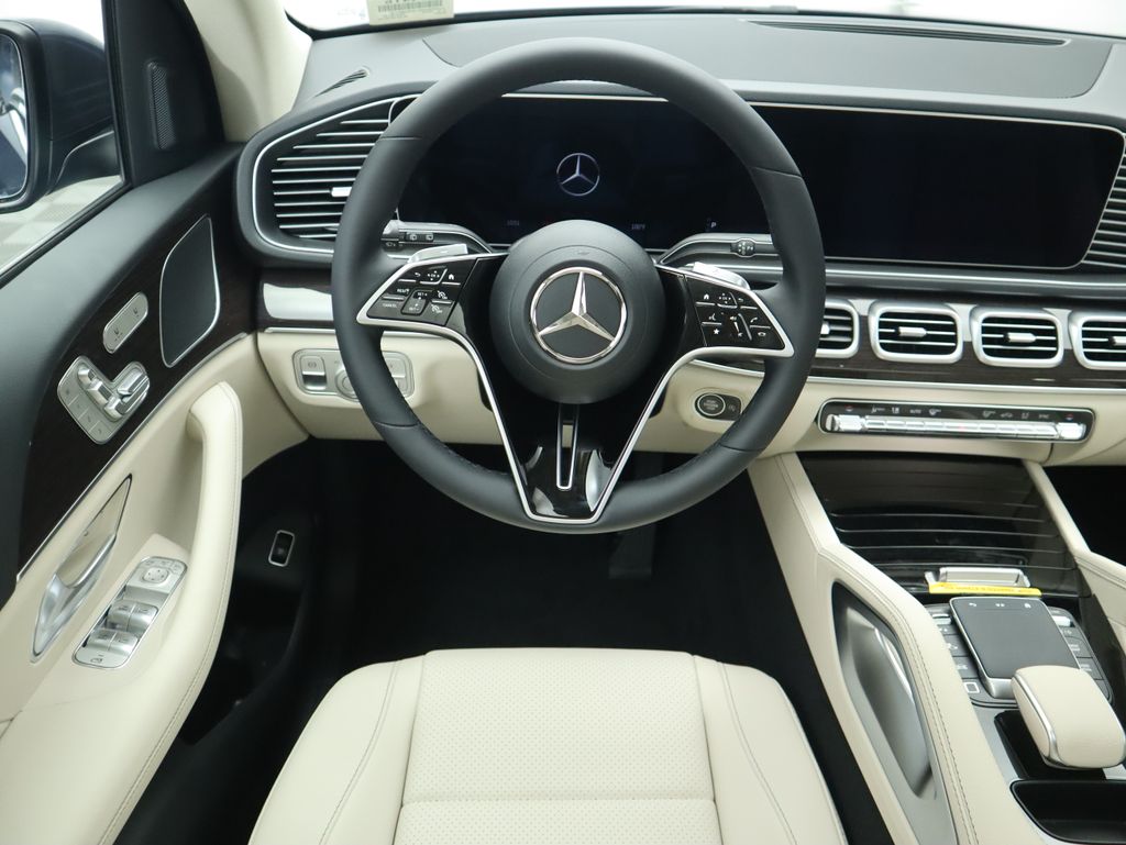 Thumbnail: 2025 Mercedes-Benz GLE - 11