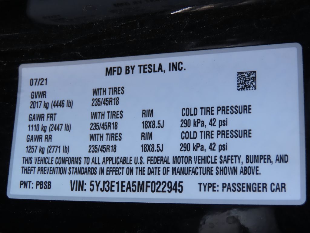 Thumbnail: 2021 Tesla Model 3 - 21