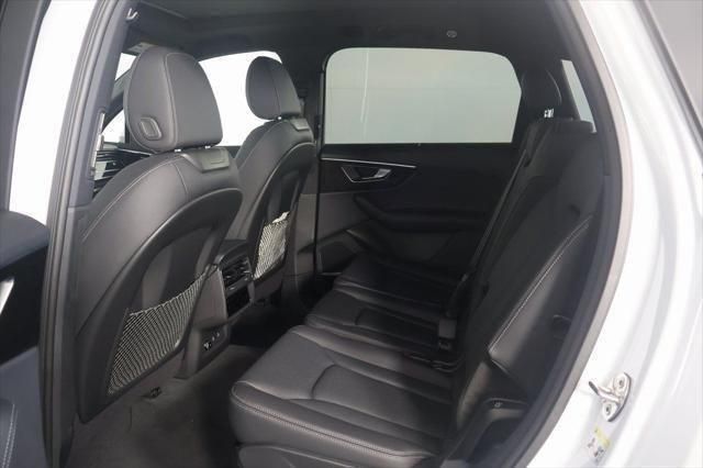 Thumbnail: 2025 Audi Q7 - 6