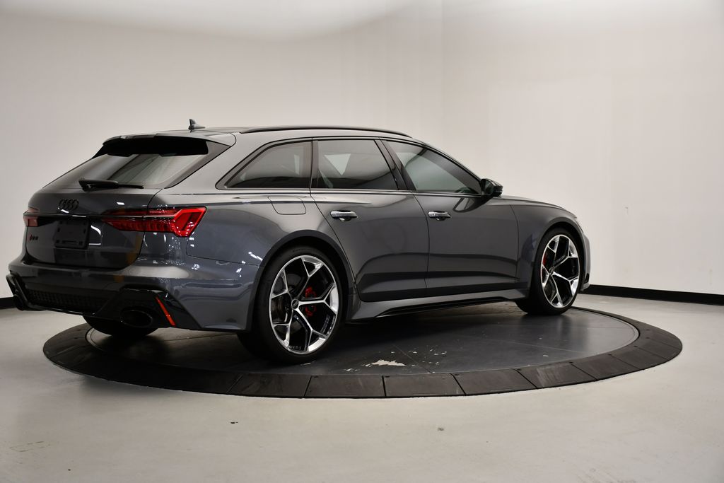Thumbnail: 2024 Audi RS 6 - 6
