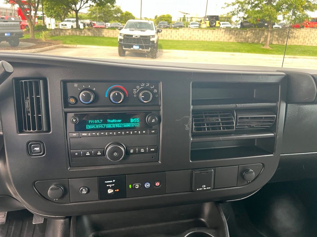 Used 2022 Chevrolet Express 2500 Van