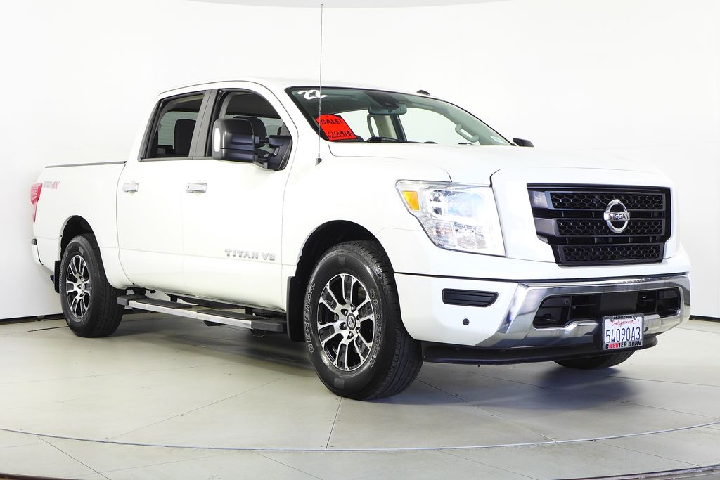Thumbnail: 2020 Nissan Titan - 4