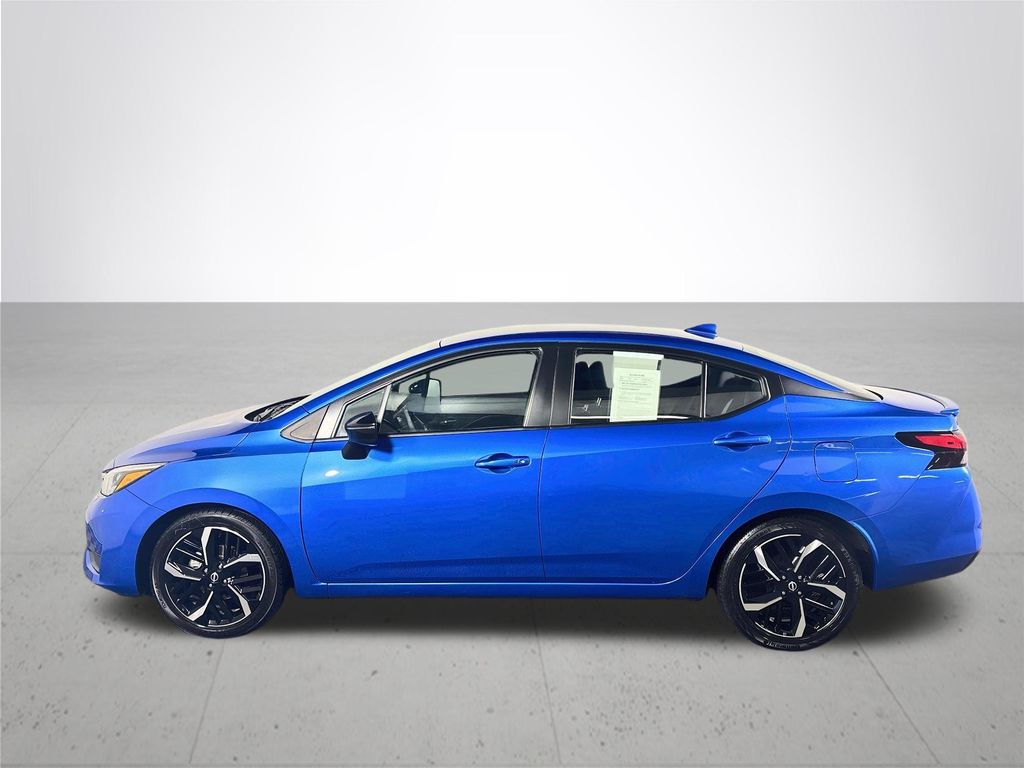 2024 Nissan Versa 1.6 SR