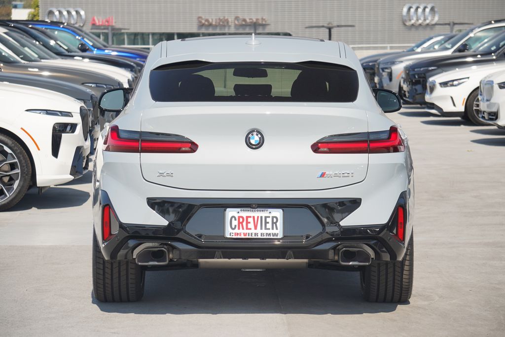 2025 BMW X4 M40i 6