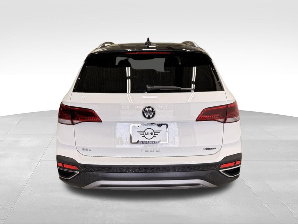 Thumbnail: 2023 Volkswagen Taos - 4