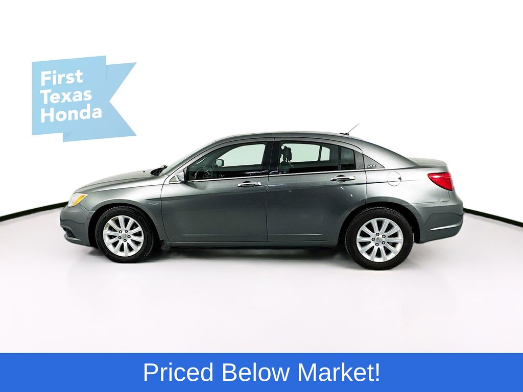 Used Car 2013 Chrysler 200  Limited For Sale Under $10,000 In Austin, Texas