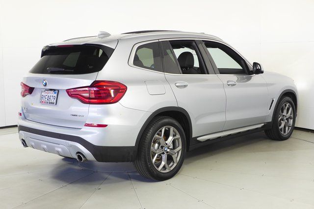 2021 BMW X3 xDrive30i 8