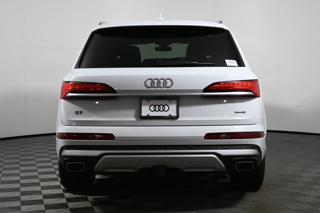 Thumbnail: 2025 Audi Q7 - 6
