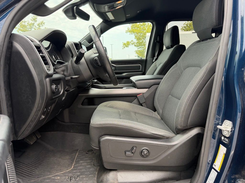 2021 Ram 1500 Big Horn Crew Cab 4x4 5'7" Box