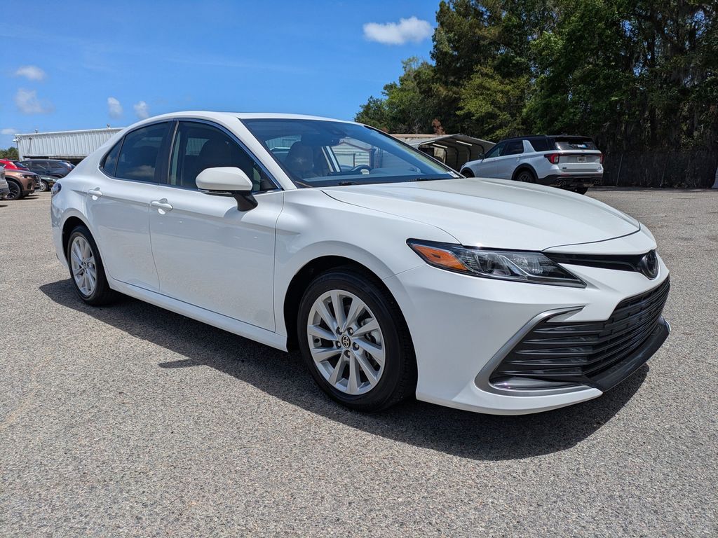 2024 Toyota Camry LE