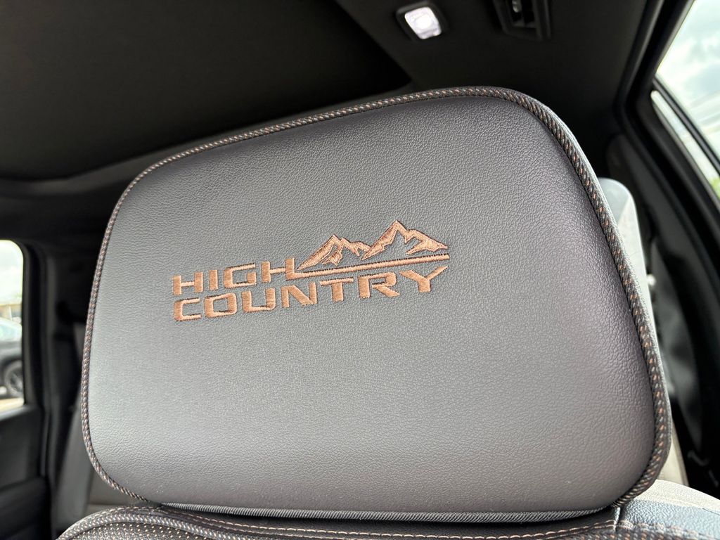 Used Car 2025 Chevrolet Suburban  High Country For Sale Under $90,000 In Austin, Texas