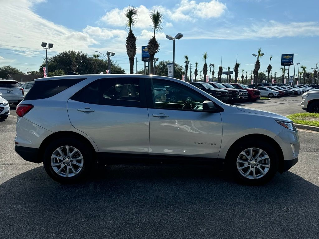 2021 Chevrolet Equinox LS 9