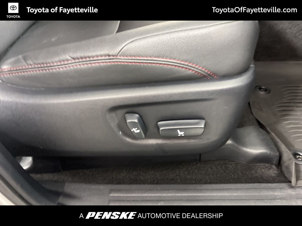 Thumbnail: 2021 Toyota 4Runner - 7