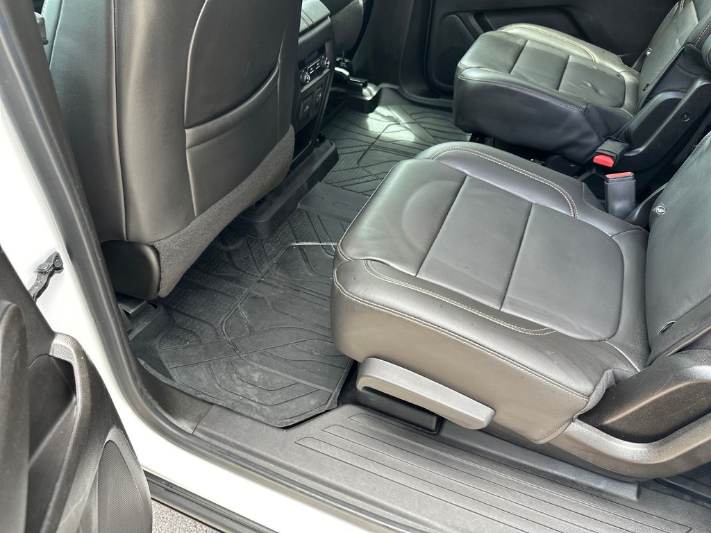 Used Car 2021 Chevrolet Traverse  Rs For Sale Under $30,000 In Austin, Texas