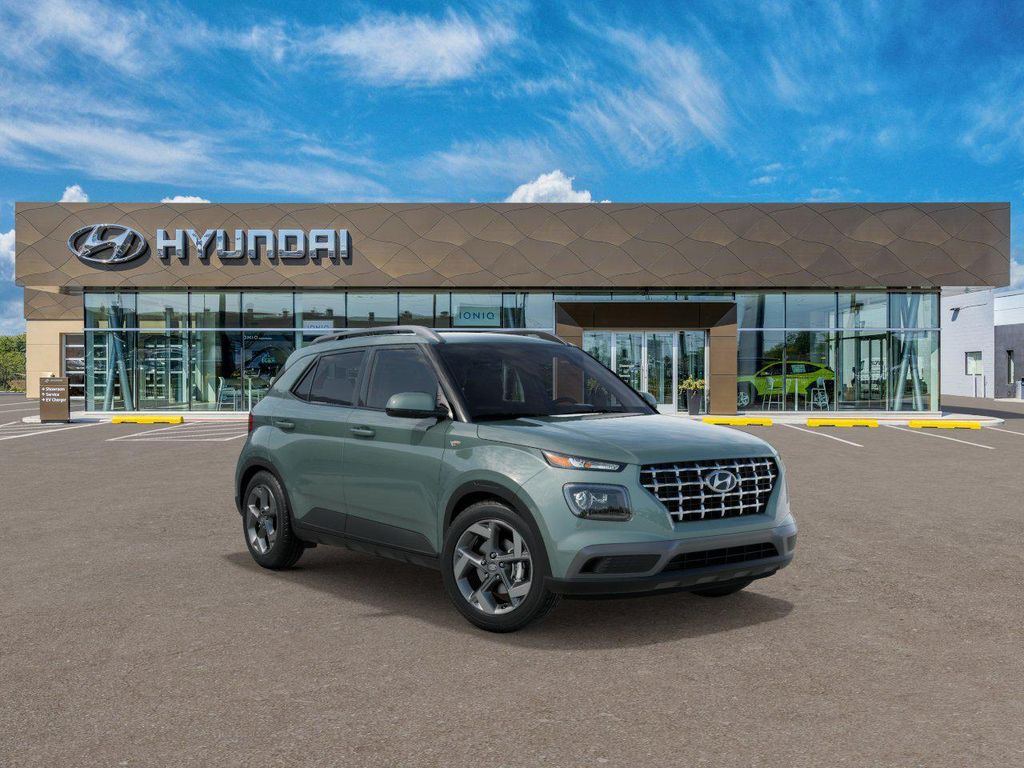 2025 Hyundai Venue SEL 2
