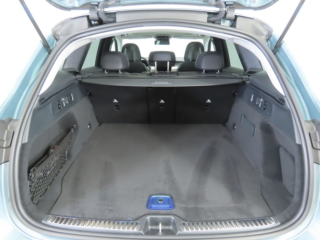 Thumbnail: 2026 Mercedes-Benz GLC - 28