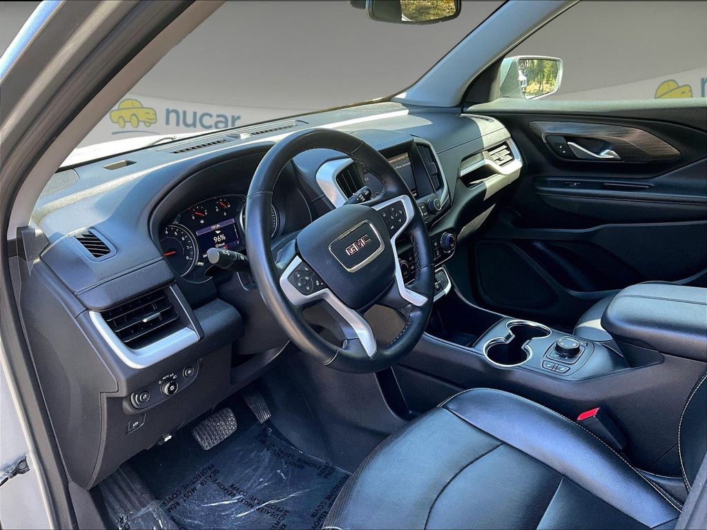 2023 GMC Terrain — photo 13