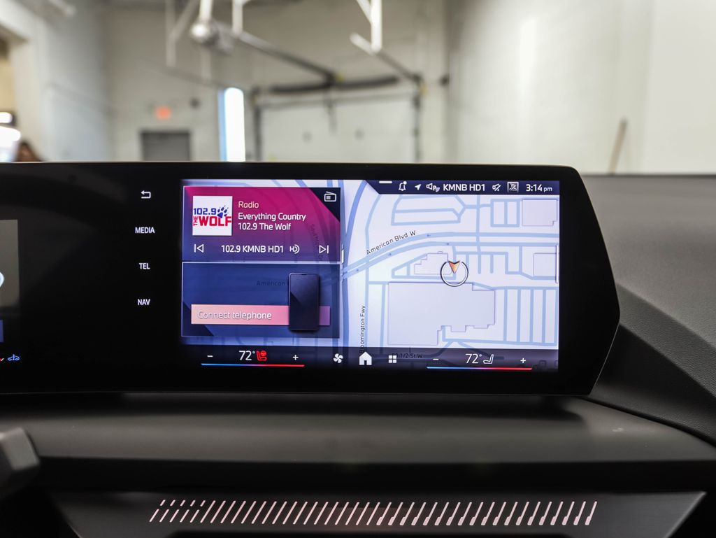 Thumbnail: 2025 BMW 2 Series - 19