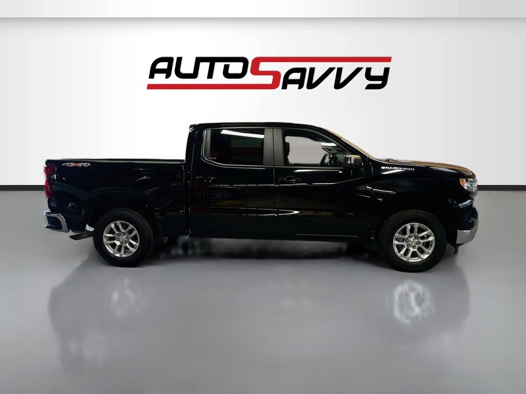 Used 2025 Black Chevrolet LT image 8