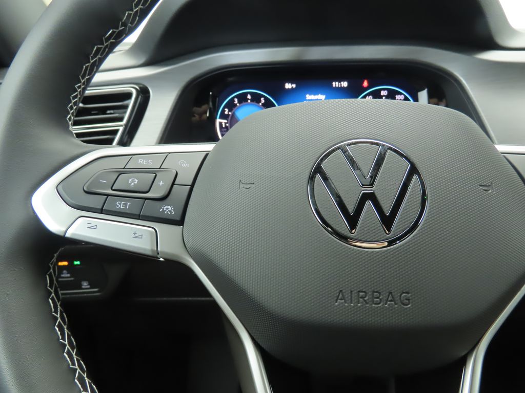 Thumbnail: 2025 Volkswagen Atlas - 11