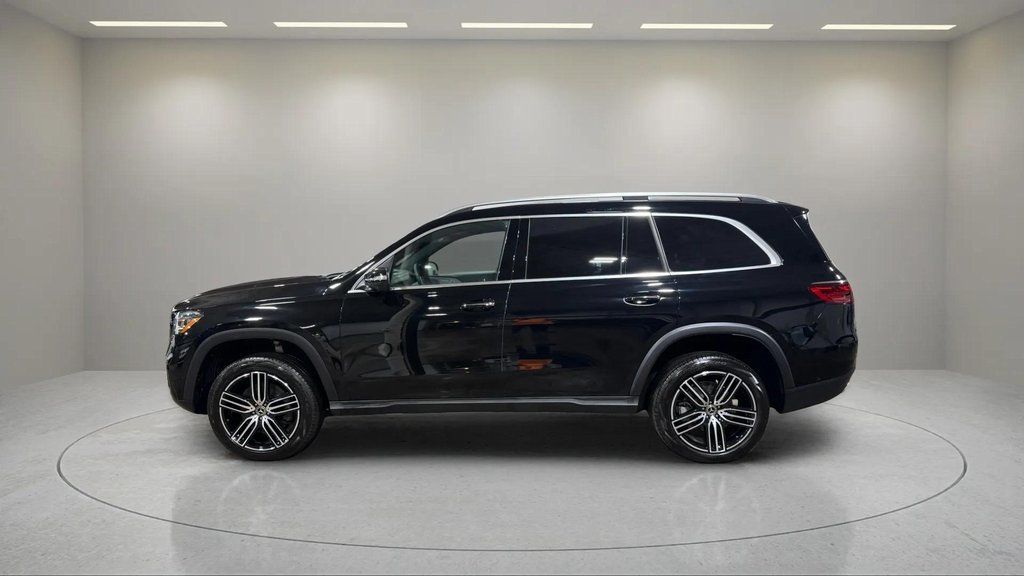Used 2025 Black Mercedes-Benz GLS 450 image 19
