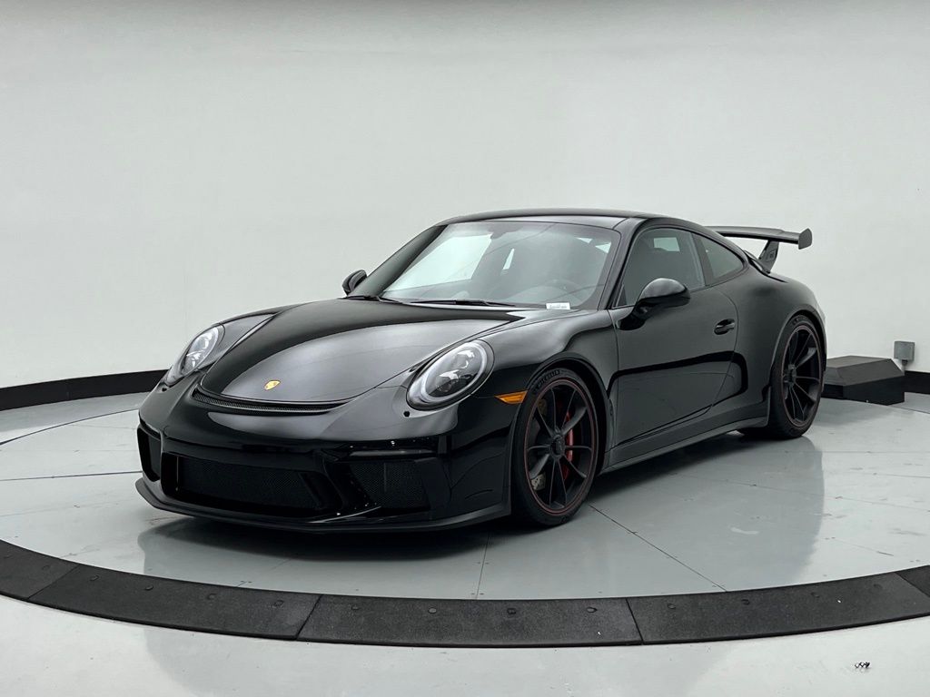 Thumbnail: 2018 Porsche 911 - 1