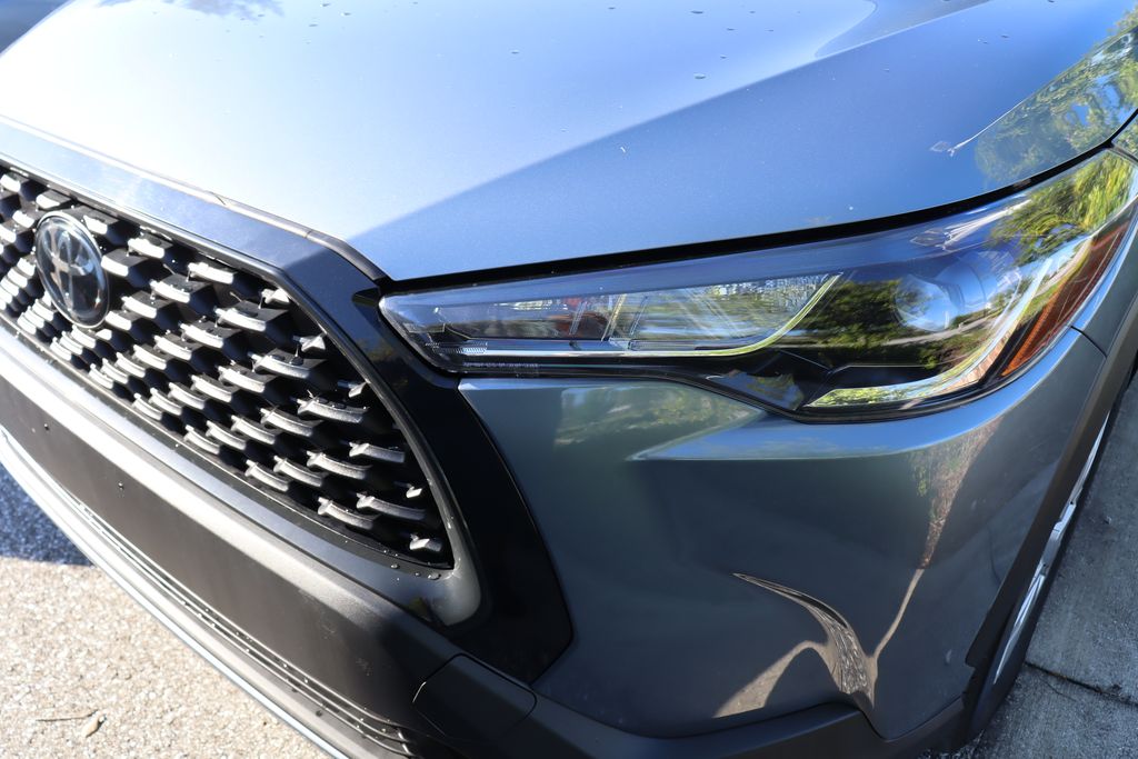 Thumbnail: 2023 Toyota Corolla Cross - 3