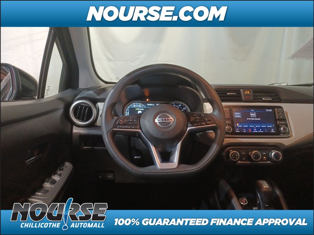 2021 Nissan Versa 1.6 SV photo