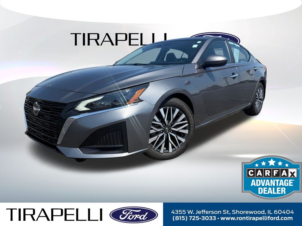 Gray (Gun Metallic) 2024 Nissan Altima Sedan Front-Wheel Drive Continuously Variable Transmission