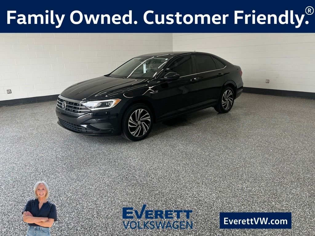 Deep Black Pearl 2020 Volkswagen Jetta Sedan Front-Wheel Drive 8-Speed Automatic