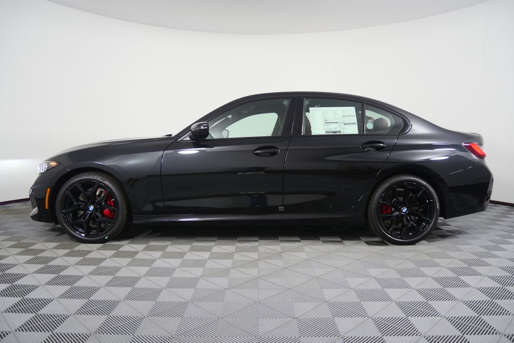 Thumbnail: 2026 BMW 3 Series - 6