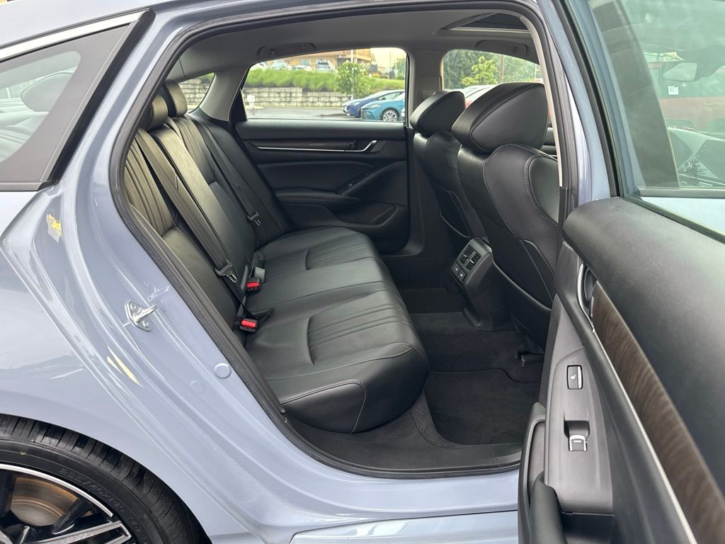 Used 2022 Honda Accord Hybrid Sedan