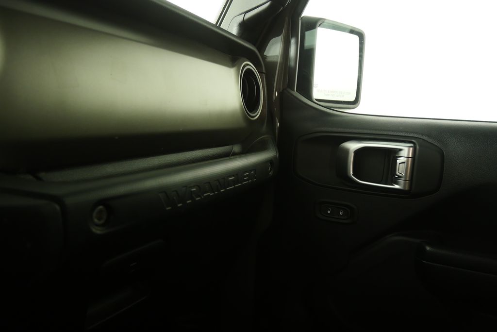 Thumbnail: 2020 Jeep Wrangler - 22