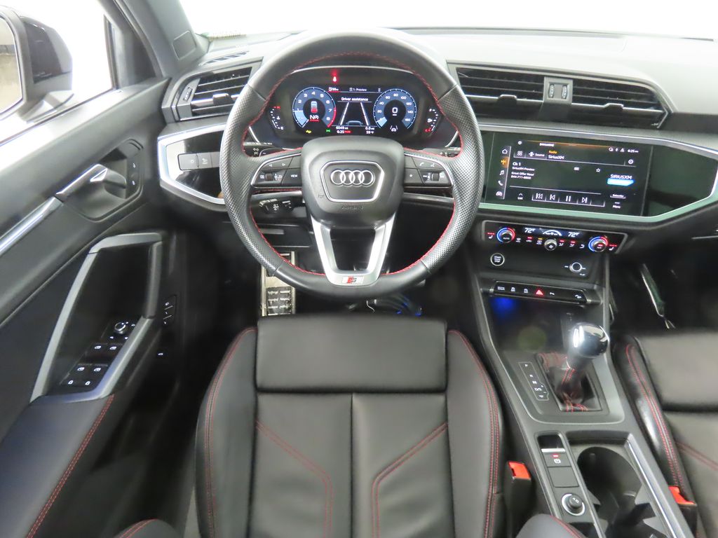 Thumbnail: 2025 Audi Q3 - 13