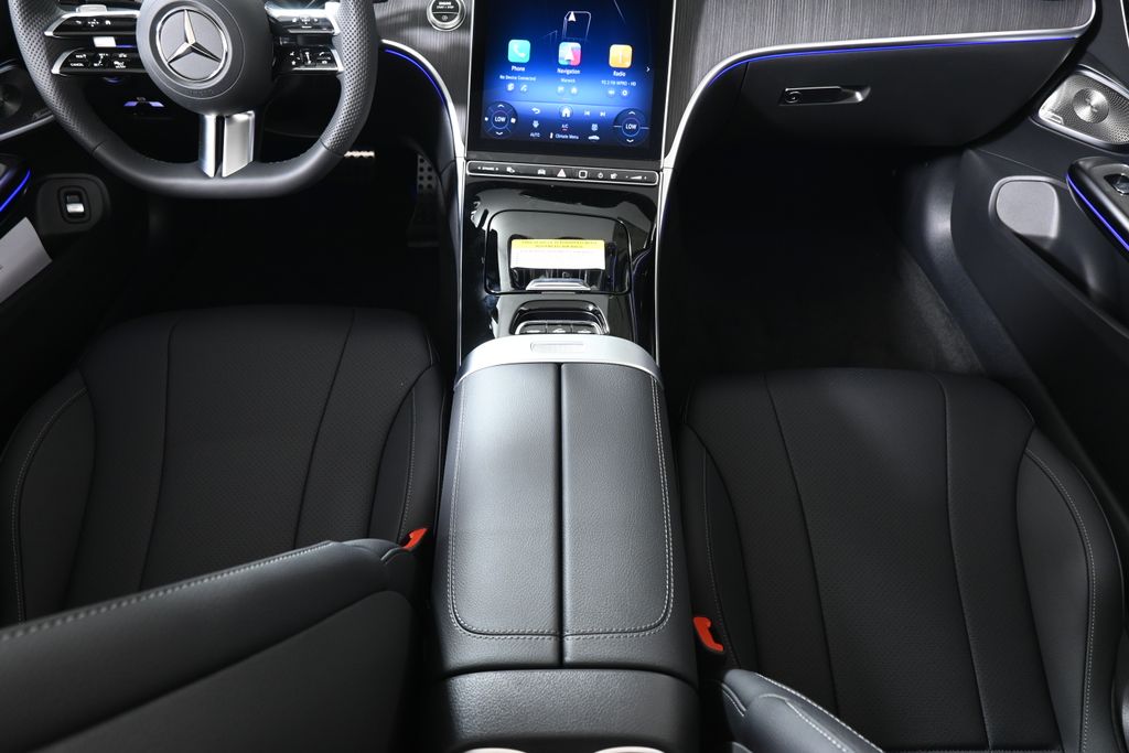 Thumbnail: 2026 Mercedes-Benz CLE - 26