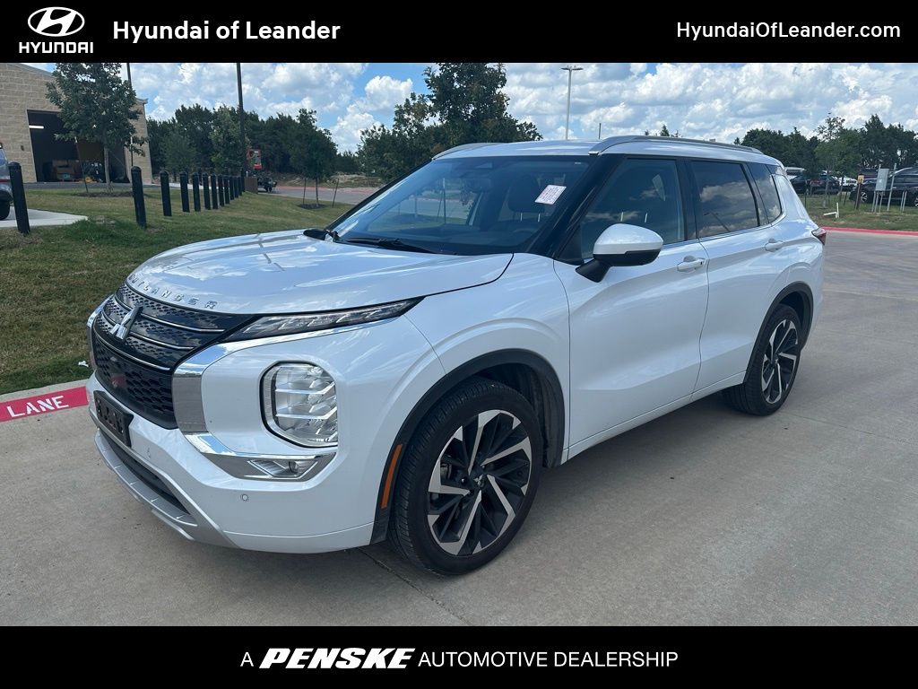 Thumbnail: 2024 Mitsubishi Outlander - 1