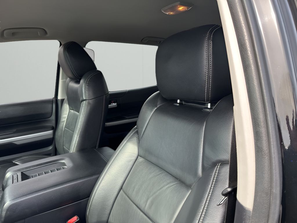 Used Car 2018 Toyota Tundra  Sr5 For Sale Under $35,000 In Austin, Texas