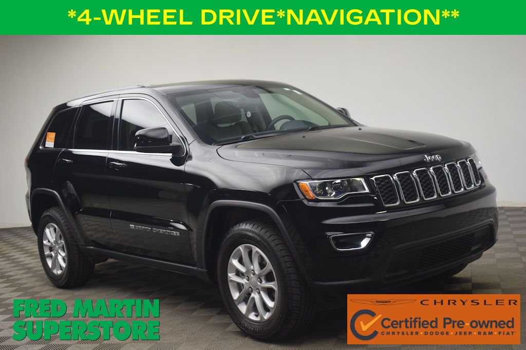 Diamond Black Crystal Pearlcoat 2022 Jeep Grand Cherokee WK Laredo E 4WD SUV / Crossover Four-Wheel Drive 8-Speed Automatic