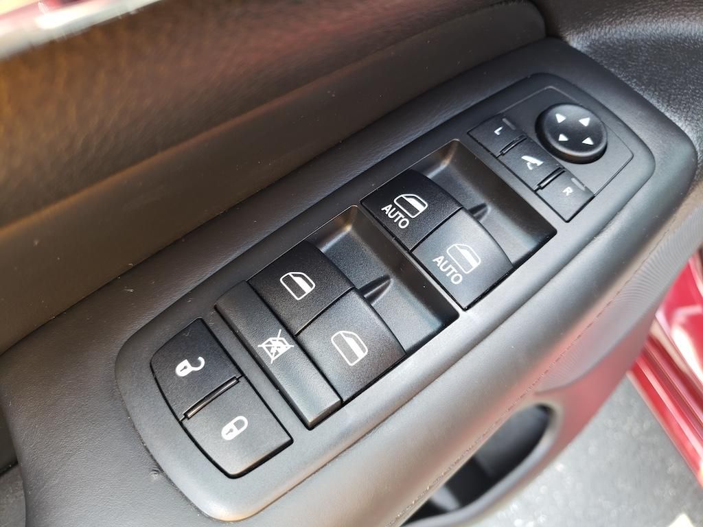 Used 2018 Jeep Grand Cherokee SUV
