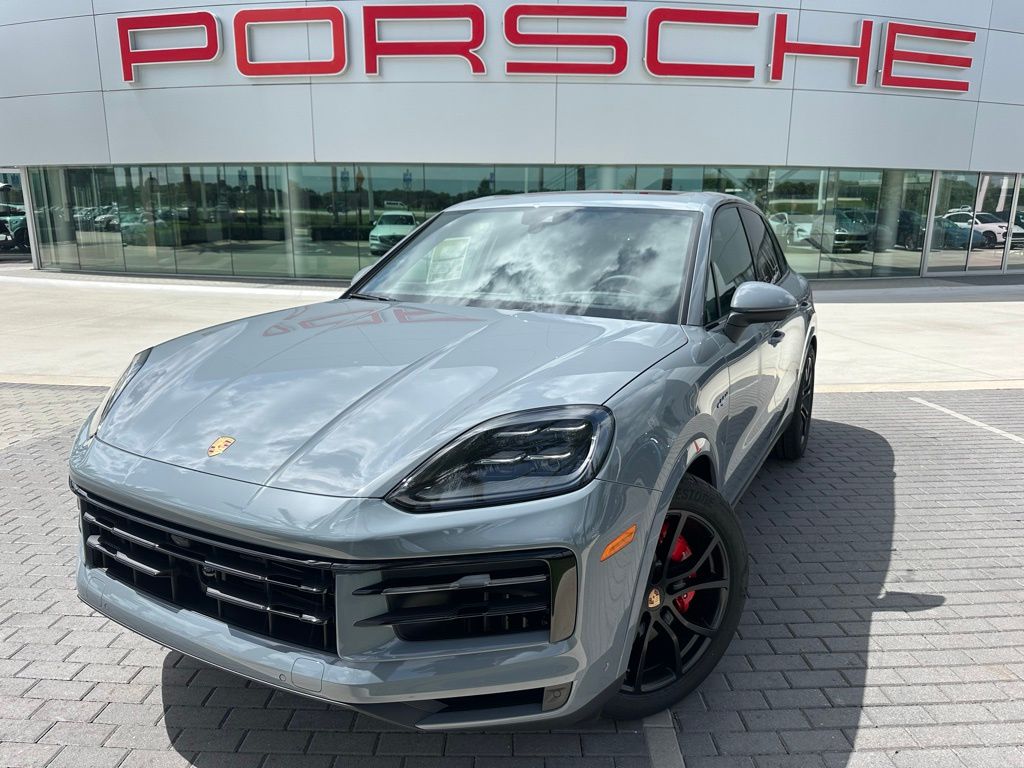Thumbnail: 2025 Porsche Cayenne - 1