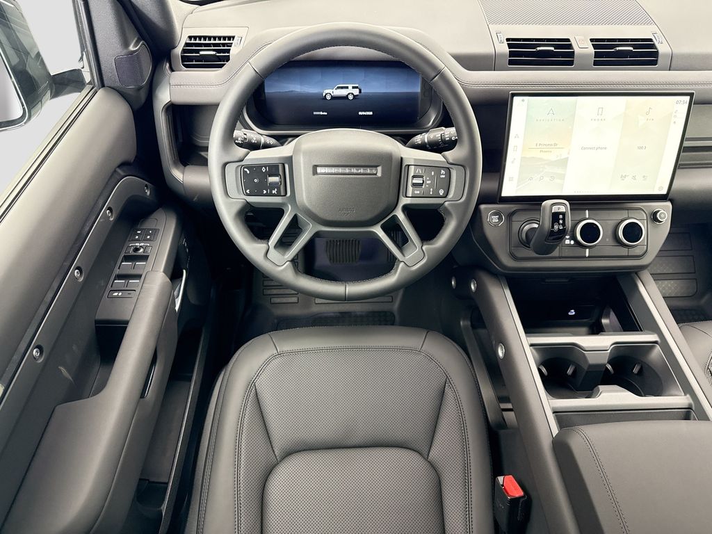 Thumbnail: 2026 Land Rover Defender - 10