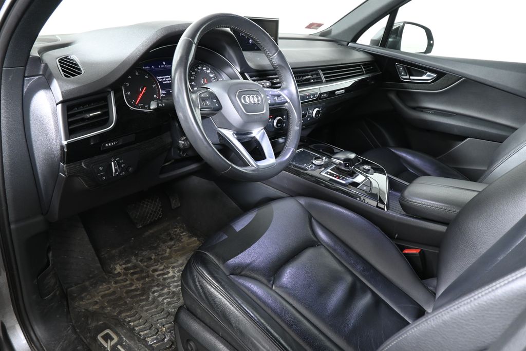 Thumbnail: 2019 Audi Q7 - 4