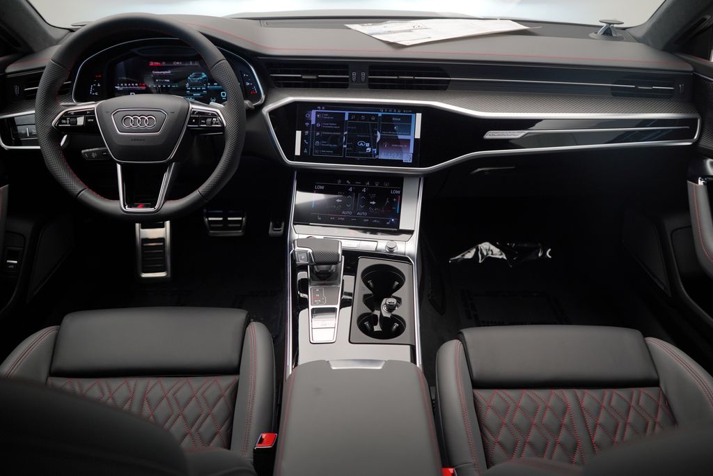 Thumbnail: 2025 Audi S7 - 10