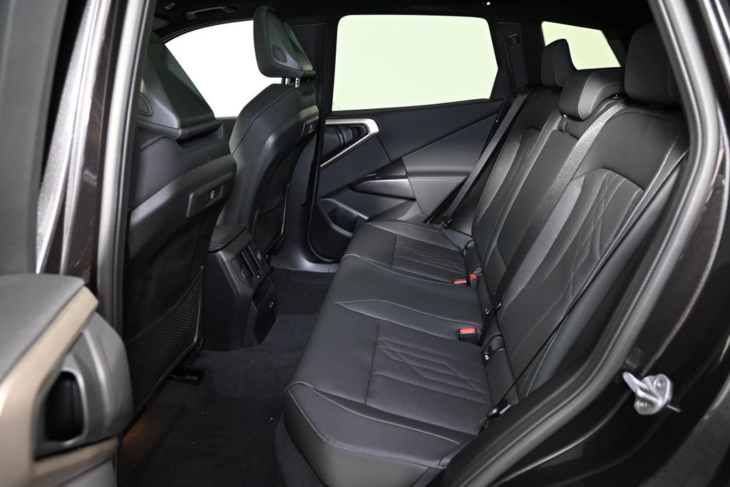 2025 BMW X3 3.0i 24