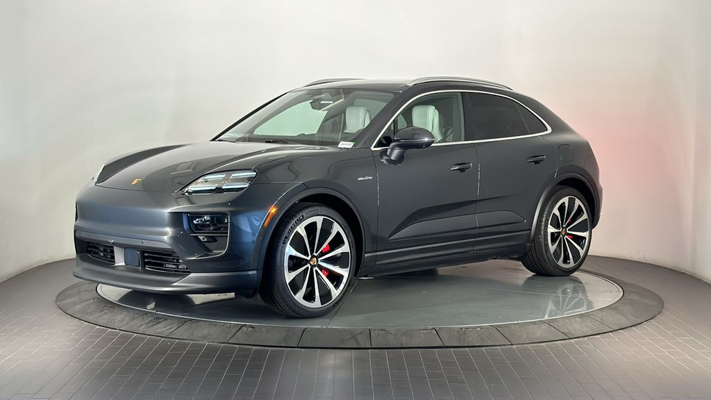 Thumbnail: 2025 Porsche Macan - 1