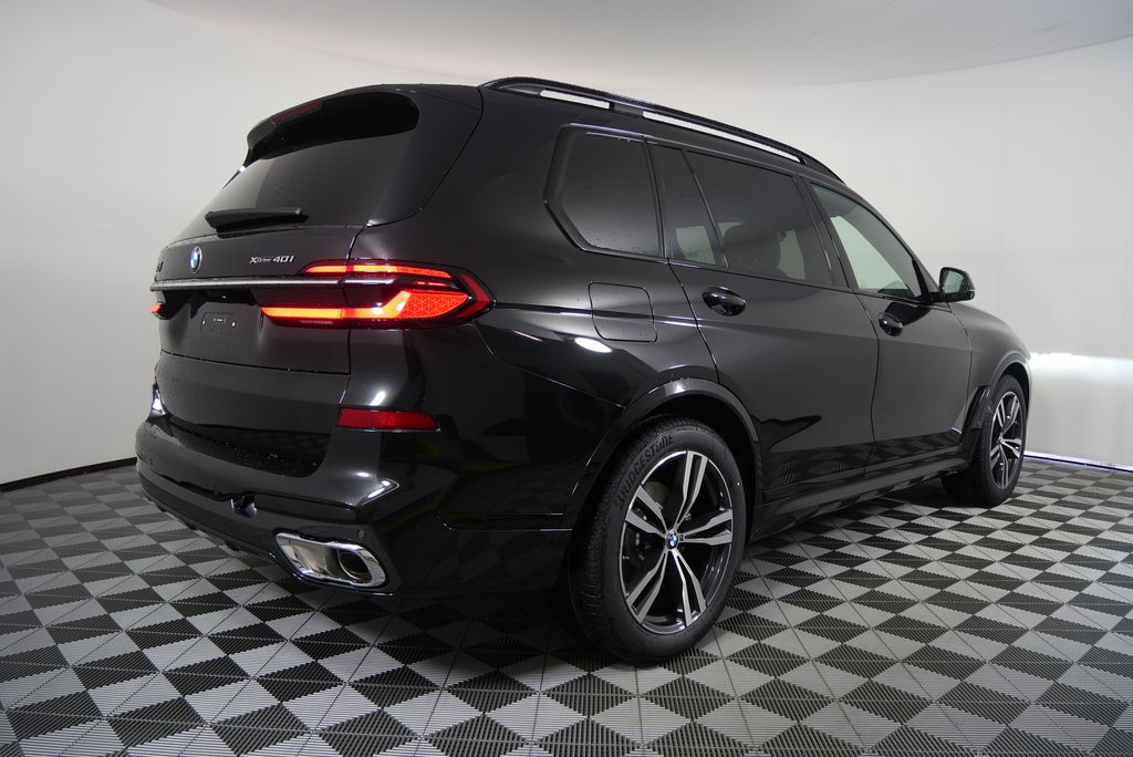 2026 BMW X7 xDrive40i 3